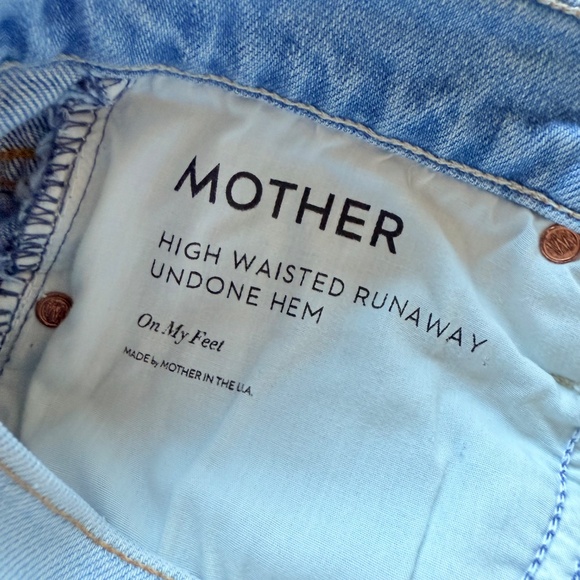 Mother Superior High Waisted Runaway Undone Hem in On My Feet (Size 26) - Picture 9 of 10